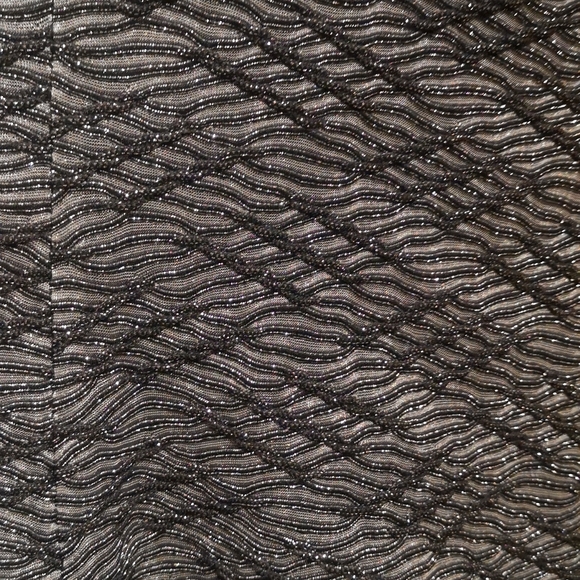 Elegant evening dress - Picture 4 of 8